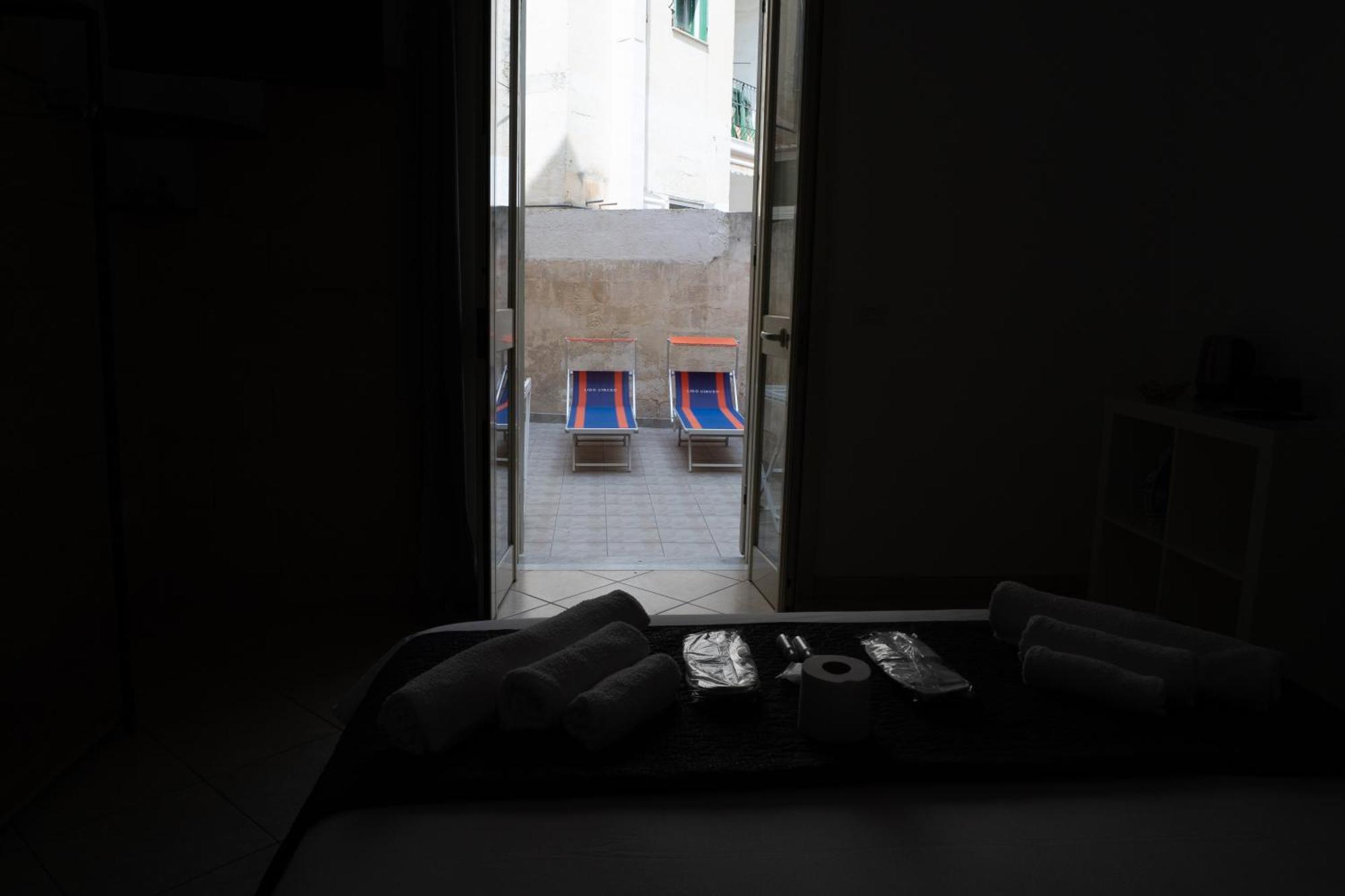 Whitehouse Panzió Lecce Kültér fotó