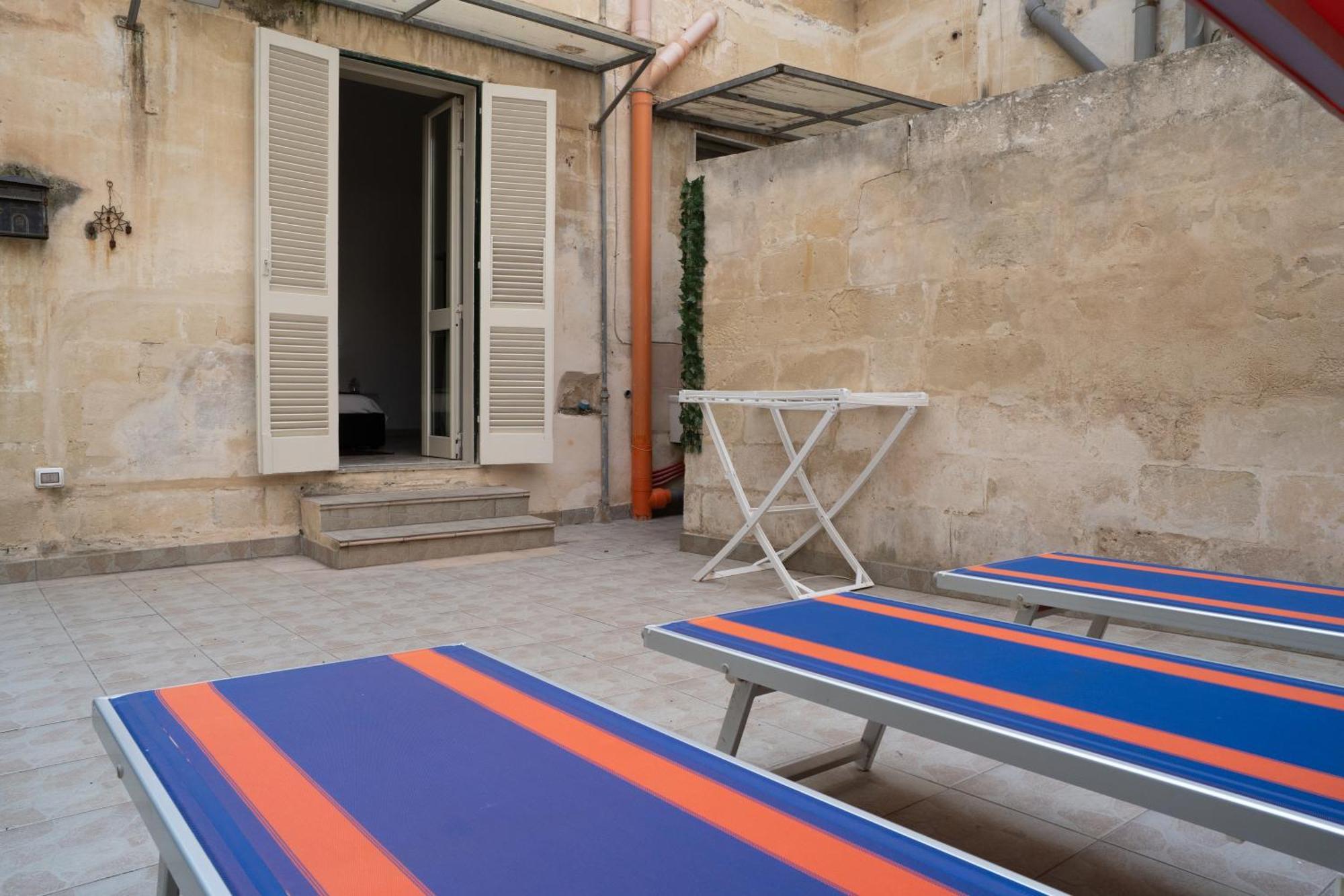 Whitehouse Panzió Lecce Kültér fotó